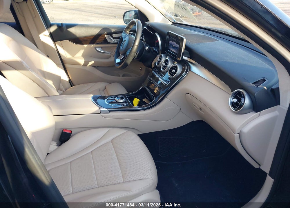 2018 MERCEDES-BENZ GLC VIN: WDC0G4KB6JV099259