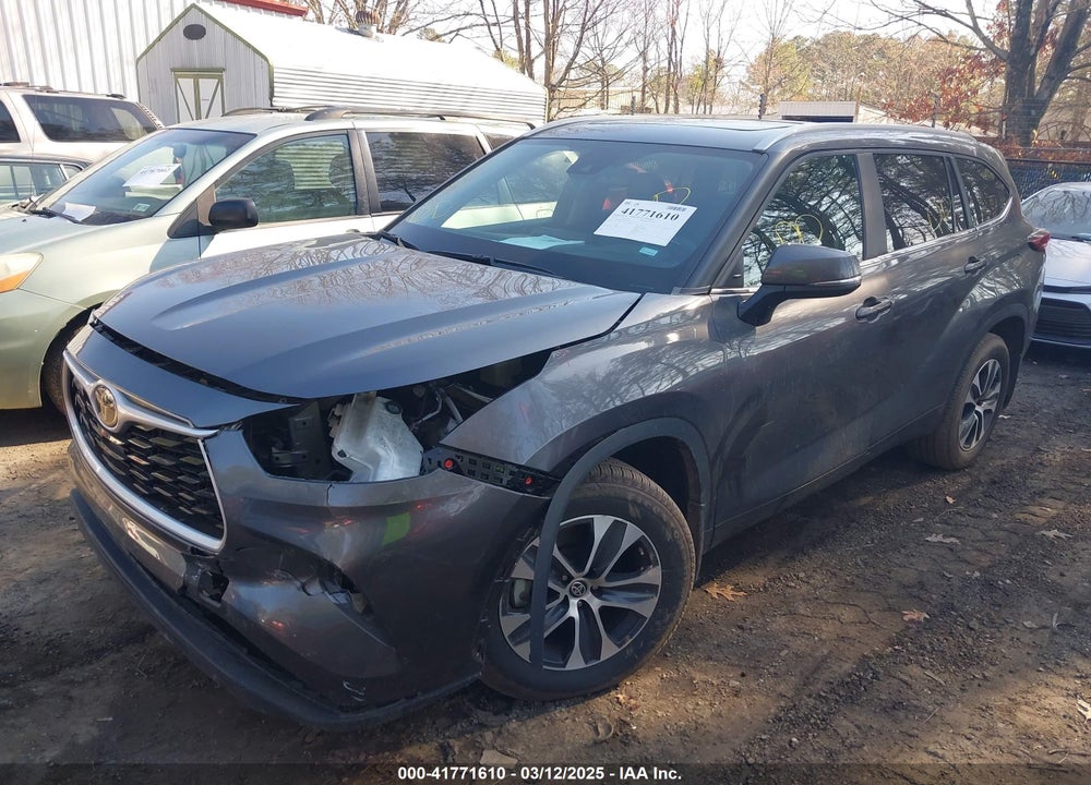 2023 TOYOTA HIGHLANDER XLE VIN: 5TDKDRBH9PS047068