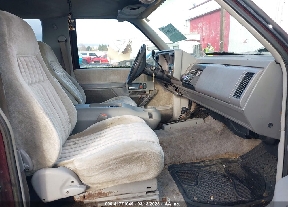 1994 CHEVROLET BLAZER VIN: 1GNEK18K4RJ325485