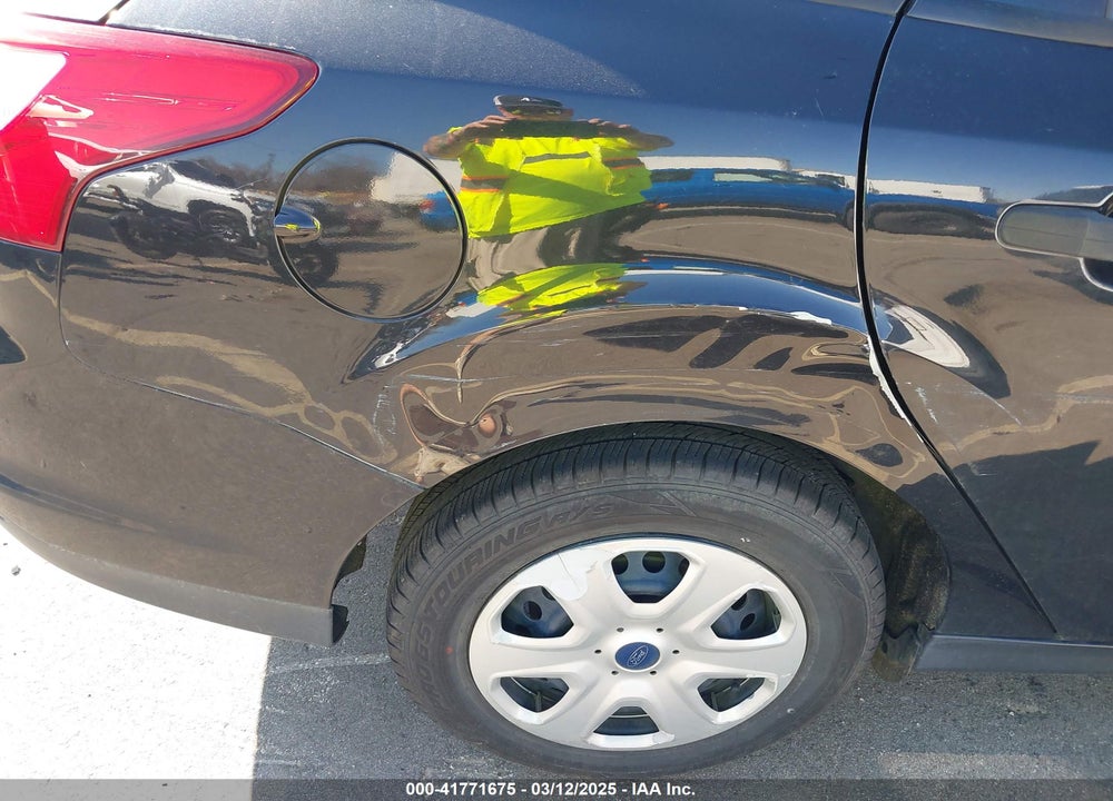 2013 FORD FOCUS VIN: 1FADP3E21DL274763