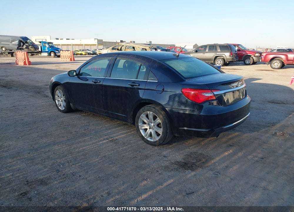 2012 CHRYSLER 200 VIN: 1C3CCBBG2CN307806