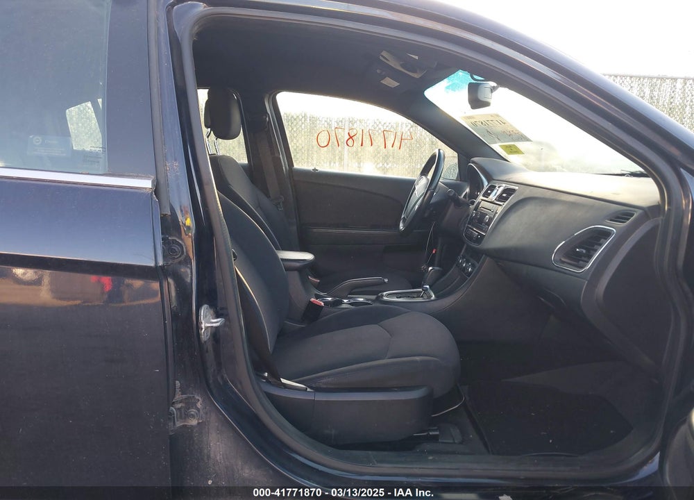 2012 CHRYSLER 200 VIN: 1C3CCBBG2CN307806