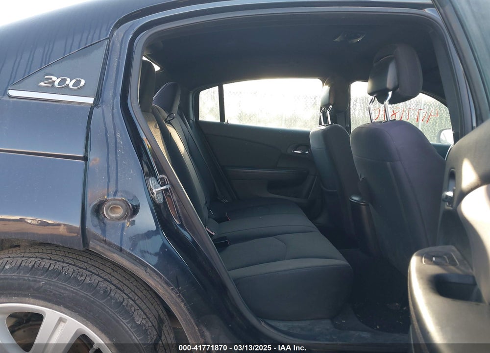 2012 CHRYSLER 200 VIN: 1C3CCBBG2CN307806