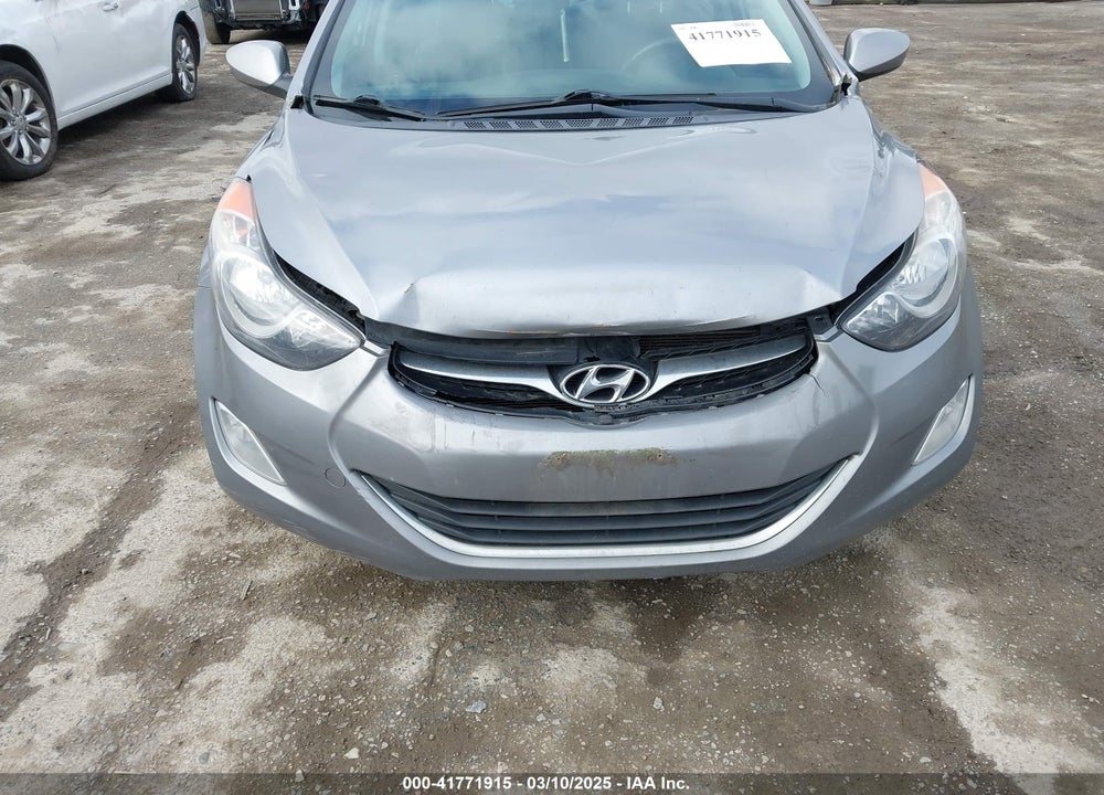 2013 HYUNDAI ELANTRA VIN: KMHDH4AE4DU740074