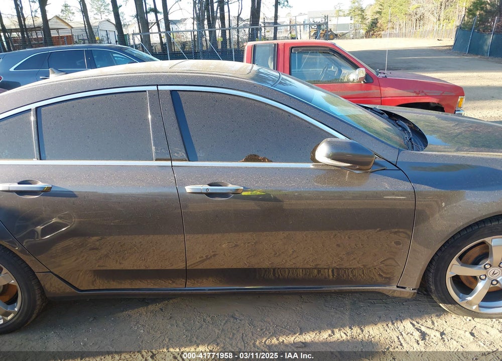 2011 ACURA TL VIN: 19UUA9F57BA000145