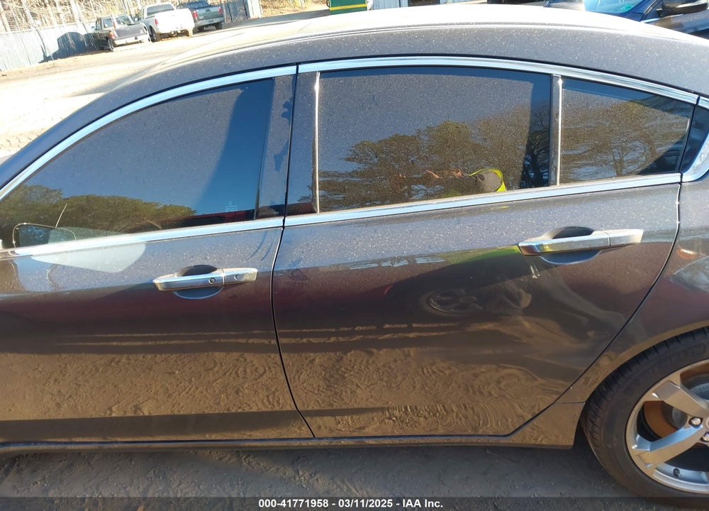 2011 ACURA TL VIN: 19UUA9F57BA000145