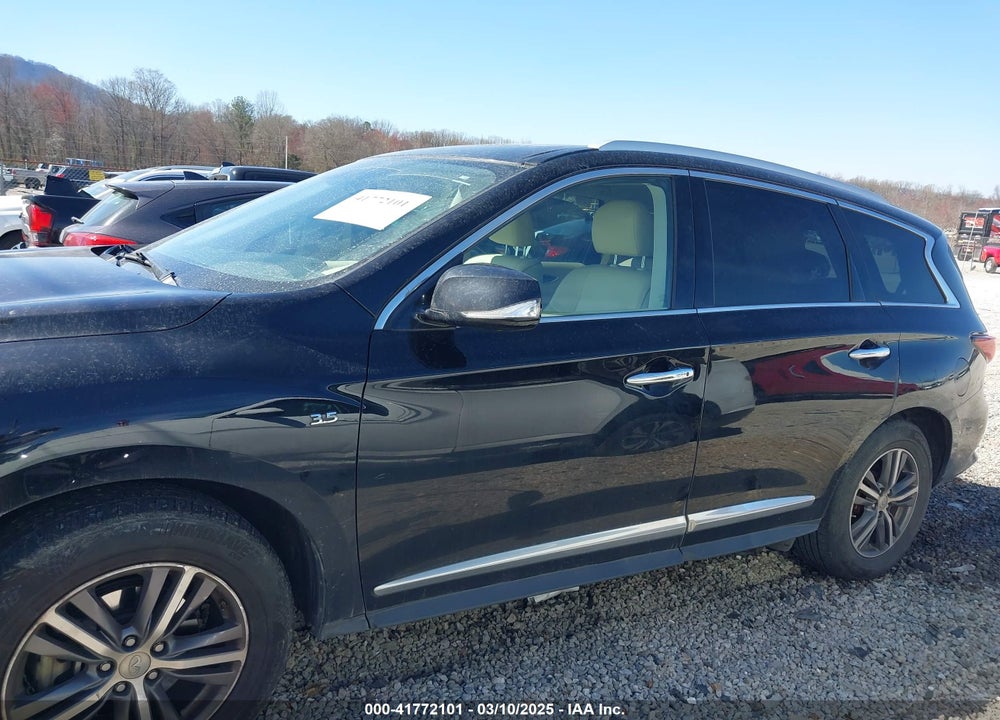 2018 INFINITI QX60 VIN: 5N1DL0MNXJC518014