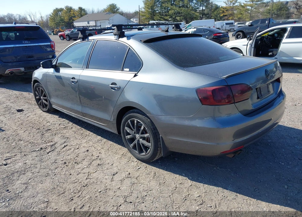 2011 VOLKSWAGEN JETTA VIN: 3VWDZ7AJ4BM080178