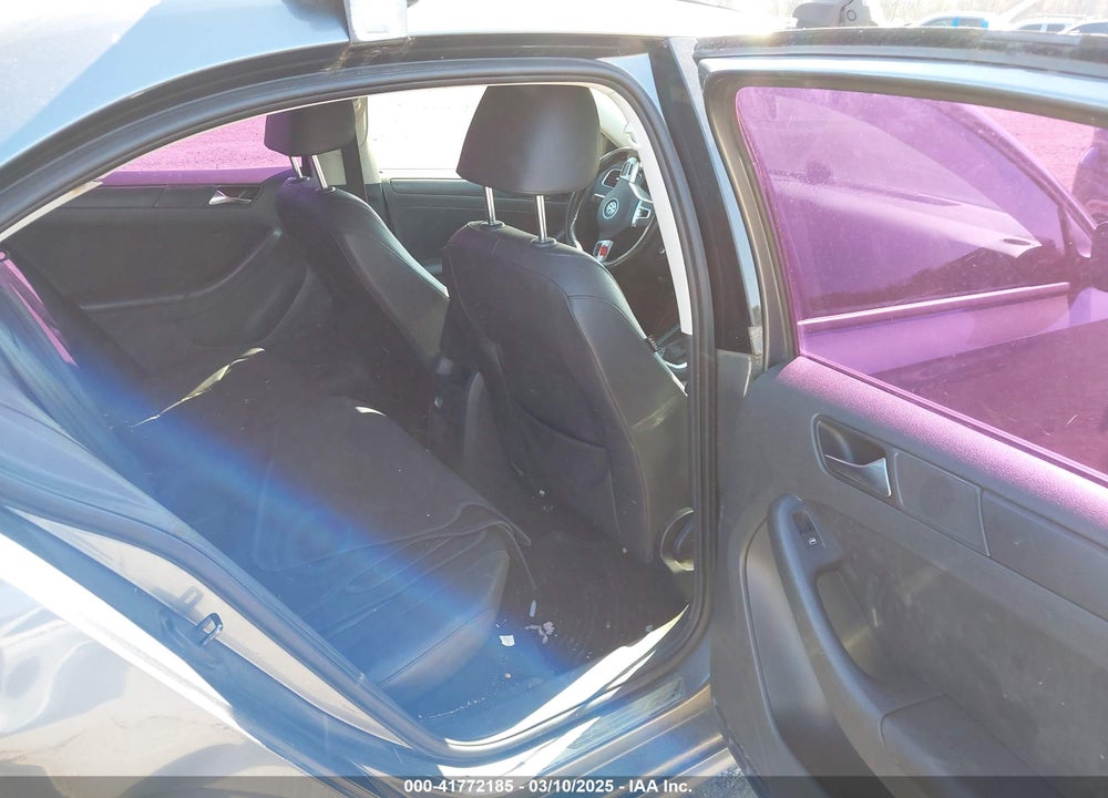 2011 VOLKSWAGEN JETTA VIN: 3VWDZ7AJ4BM080178