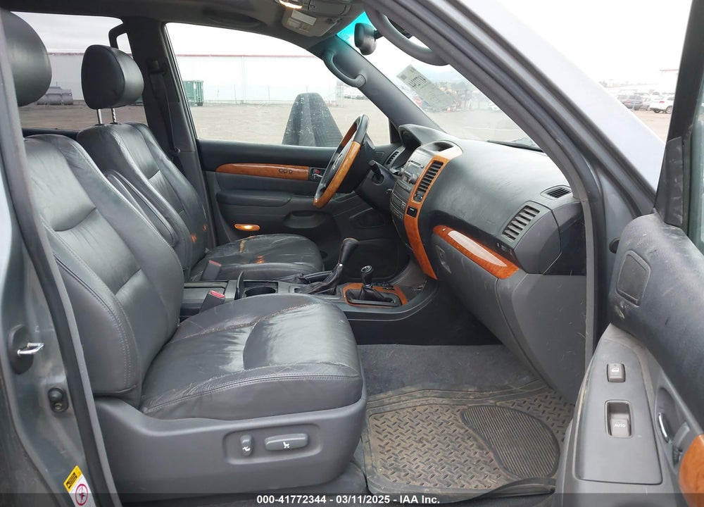 2003 LEXUS GX 470 VIN: JTJBT20X530021372