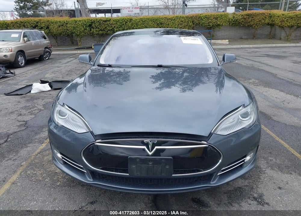 2013 TESLA MODEL S VIN: 5YJSA1CN8DFP21869