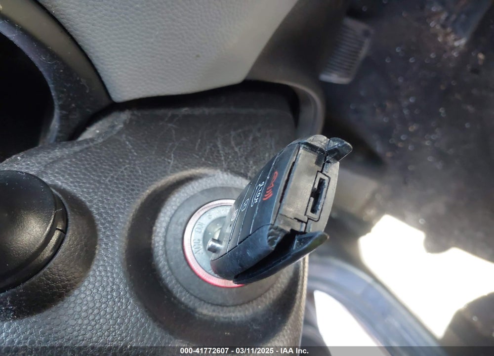 2016 KIA SOUL VIN: KNDJN2A22G7270981