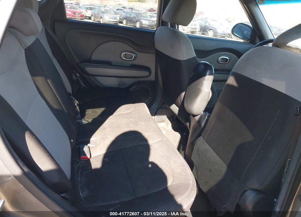 2016 KIA SOUL VIN: KNDJN2A22G7270981