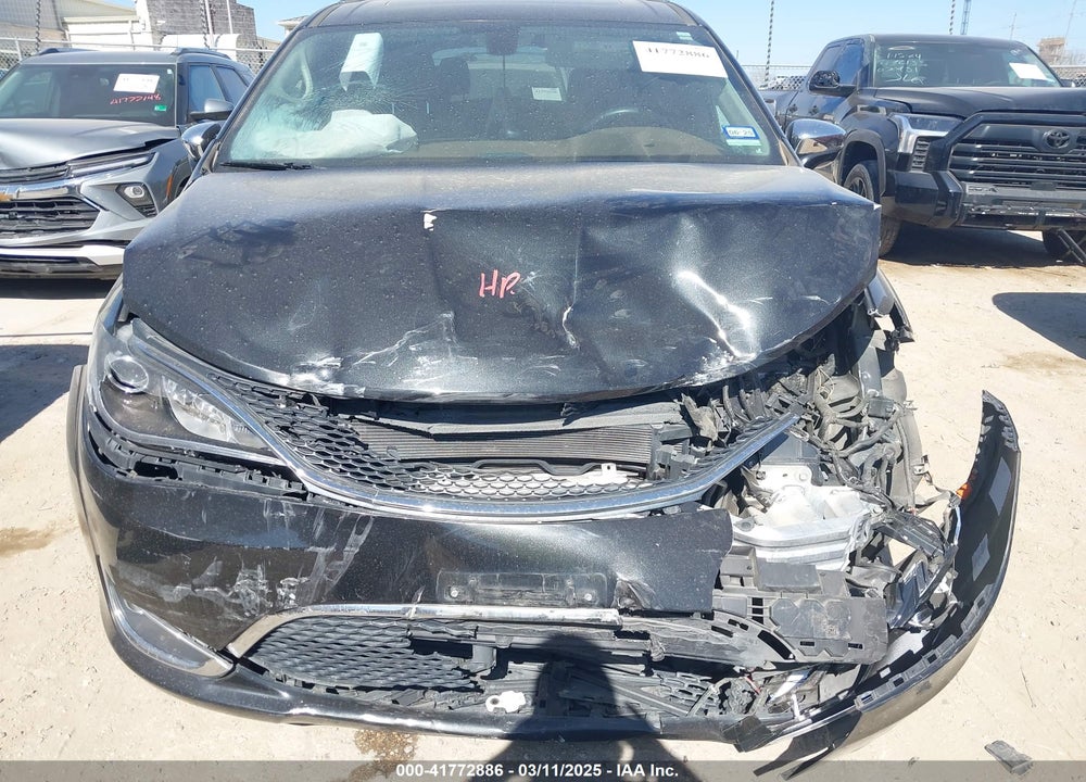 2018 CHRYSLER PACIFICA LIMITED VIN: 2C4RC1GG9JR149053