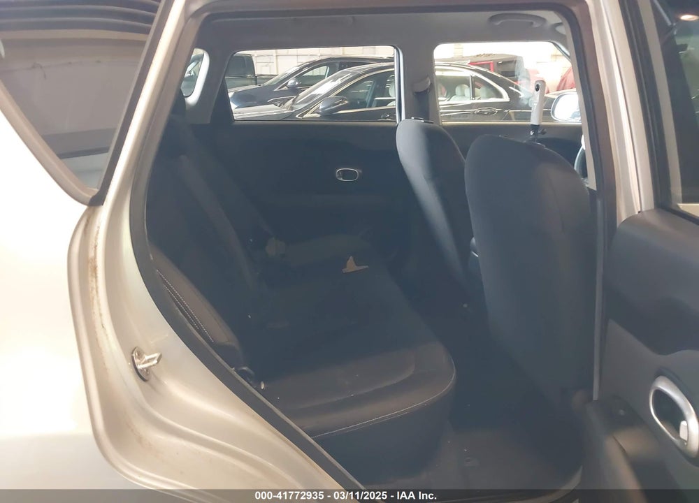 2016 KIA SOUL VIN: KNDJN2A27G7846774