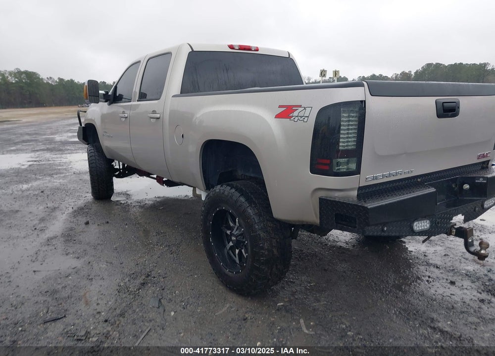2008 GMC SIERRA 2500HD SLT VIN: 1GTHK23658F132706