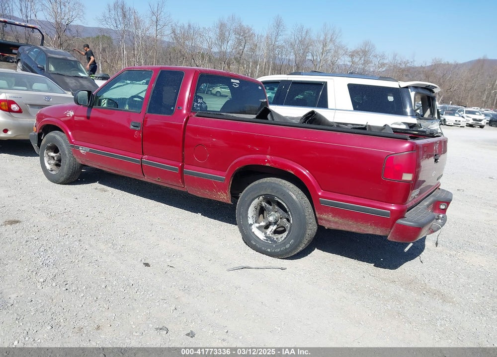 2002 CHEVROLET S-10 VIN: 1GCCS19W428178485
