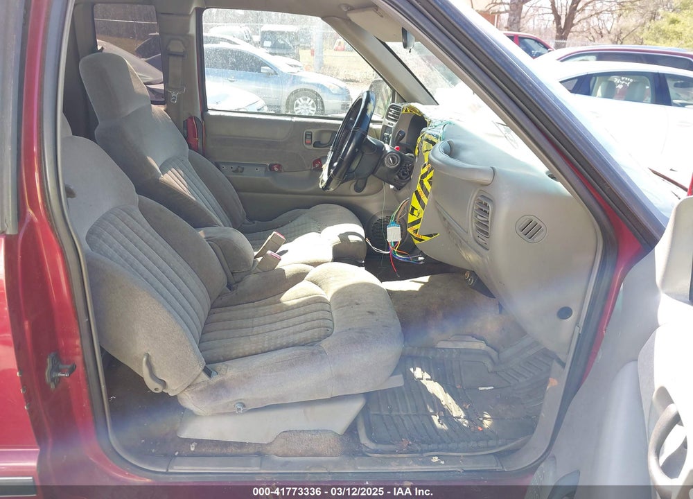 2002 CHEVROLET S-10 VIN: 1GCCS19W428178485