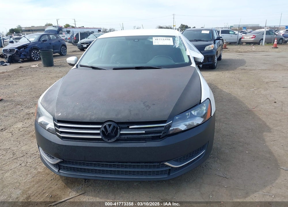 2015 VOLKSWAGEN PASSAT VIN: 1VWAT7A39FC082523