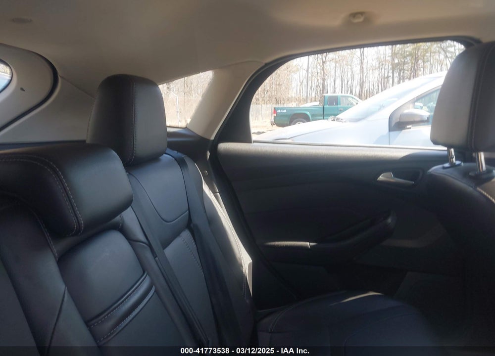 2012 FORD FOCUS VIN: 1FAHP3N25CL428522