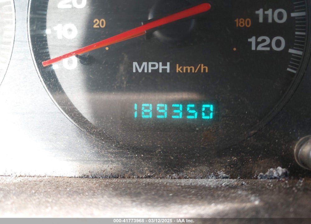 2001 JEEP GRAND CHEROKEE VIN: 1J4GW48S51C517217