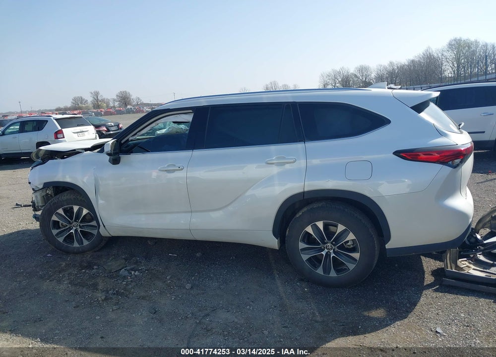 2021 TOYOTA HIGHLANDER VIN: 5TDGZRAH3MS058247