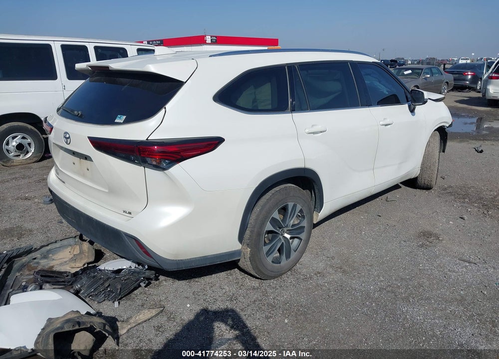 2021 TOYOTA HIGHLANDER VIN: 5TDGZRAH3MS058247