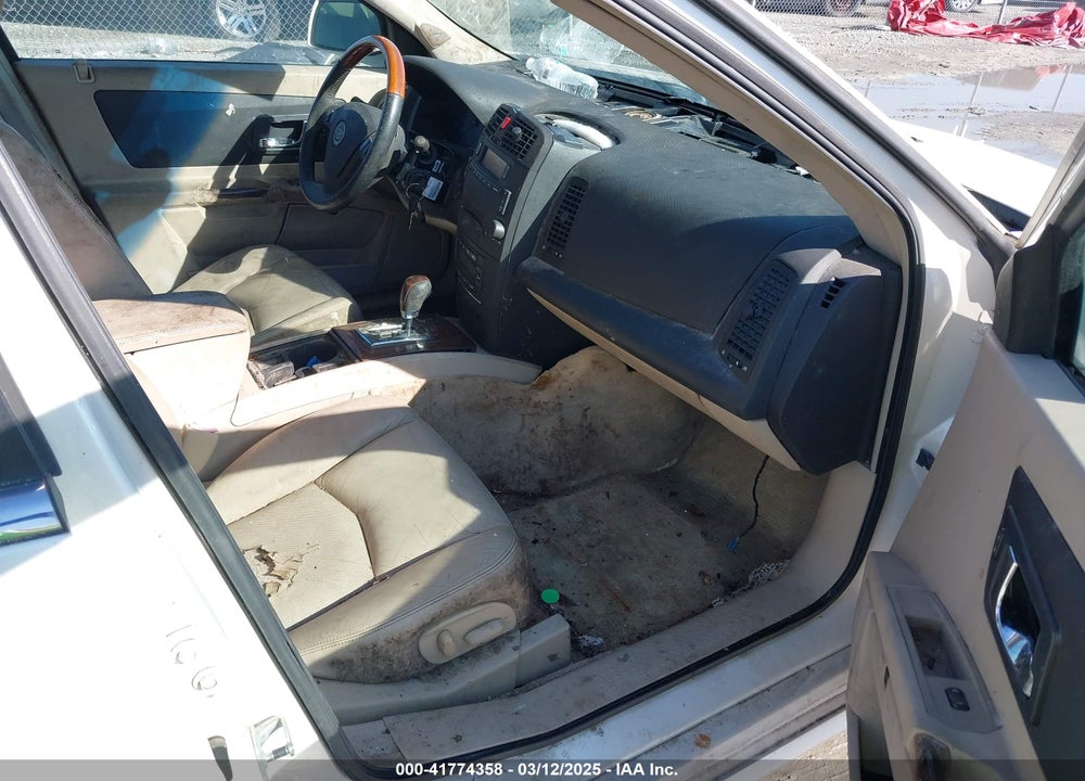 2004 CADILLAC SRX STANDARD VIN: 1GYDE637740114771