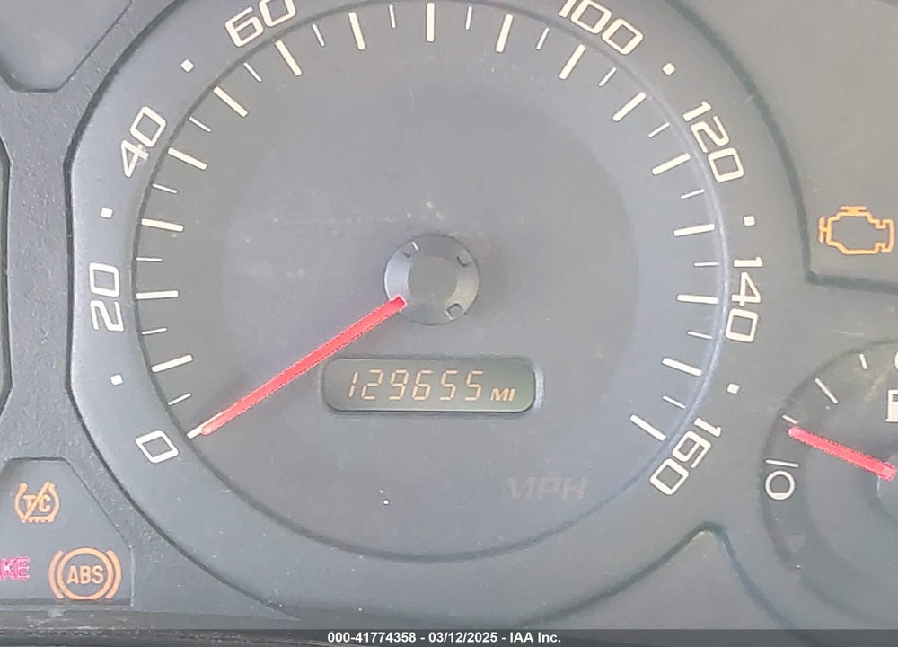 2004 CADILLAC SRX STANDARD VIN: 1GYDE637740114771