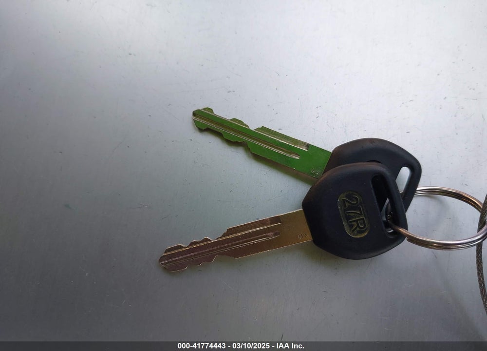 1999 HONDA CIVIC VIN: 2HGEJ6619XH509582