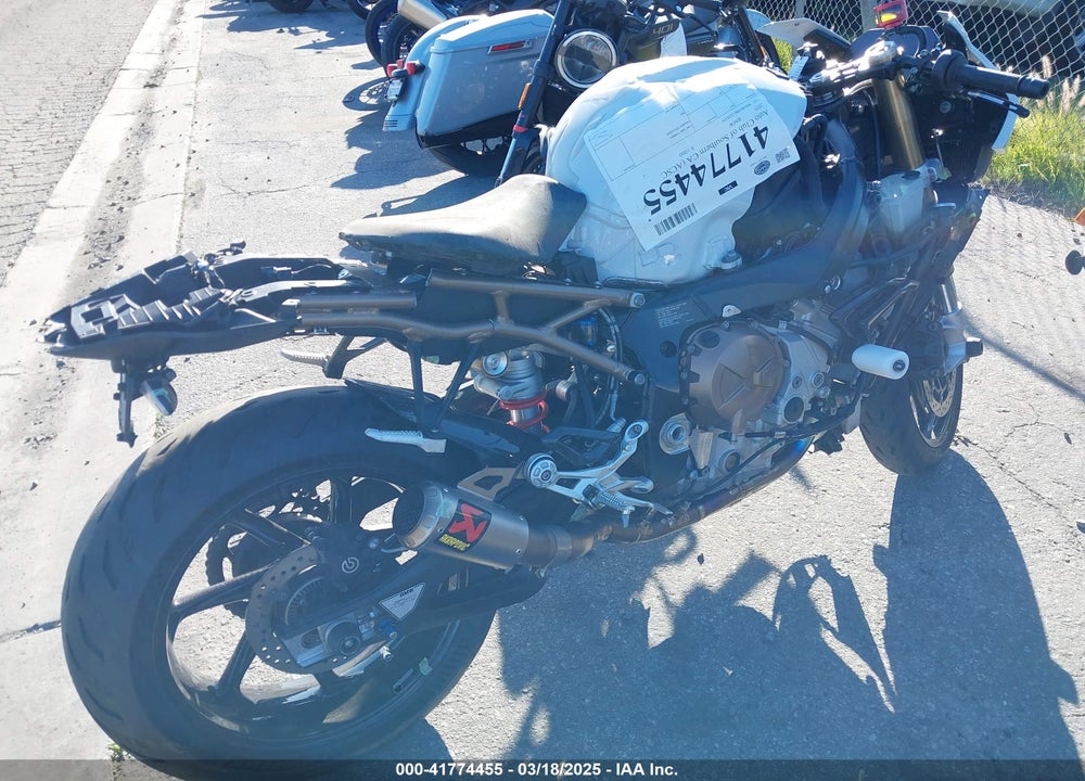 2020 BMW S 1000 RR VIN: WB10E2306LZJ28524