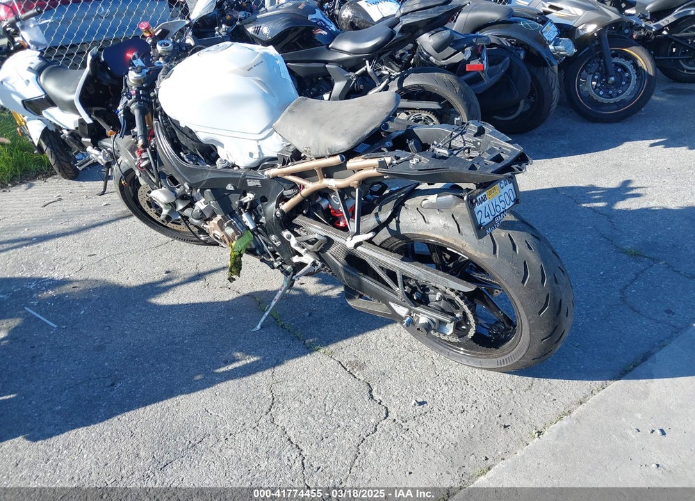 2020 BMW S 1000 RR VIN: WB10E2306LZJ28524