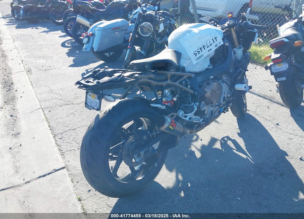 2020 BMW S 1000 RR VIN: WB10E2306LZJ28524