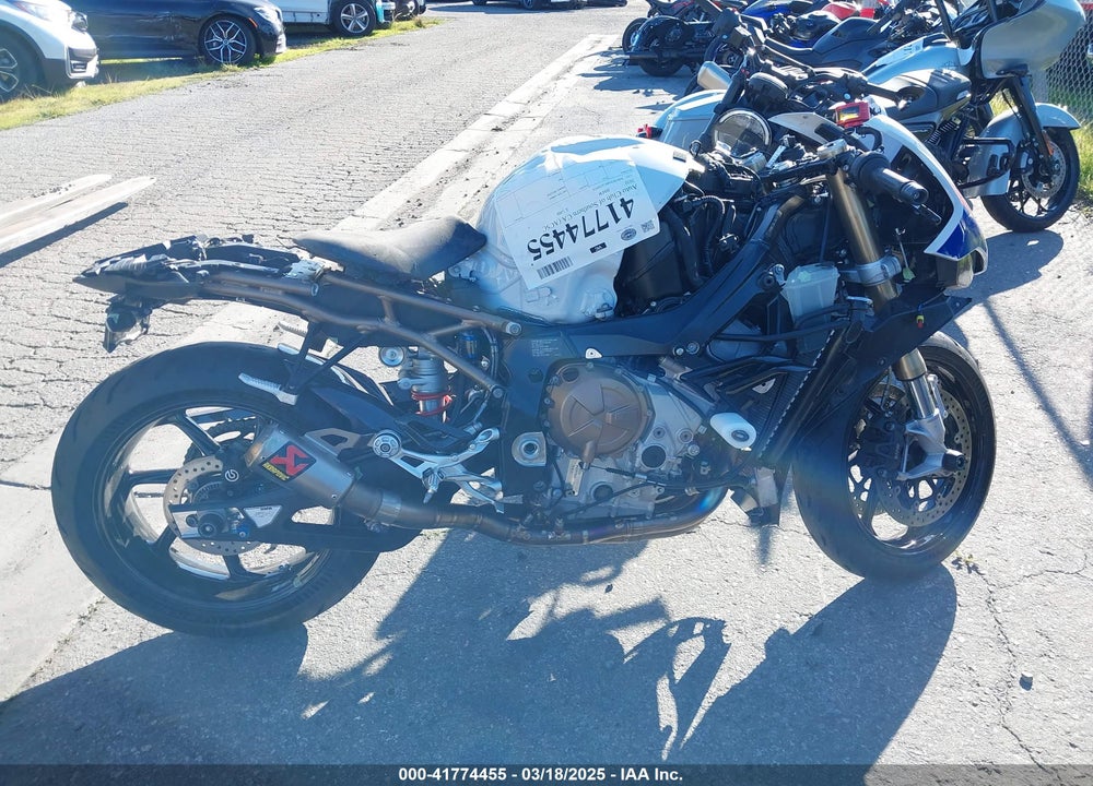 2020 BMW S 1000 RR VIN: WB10E2306LZJ28524