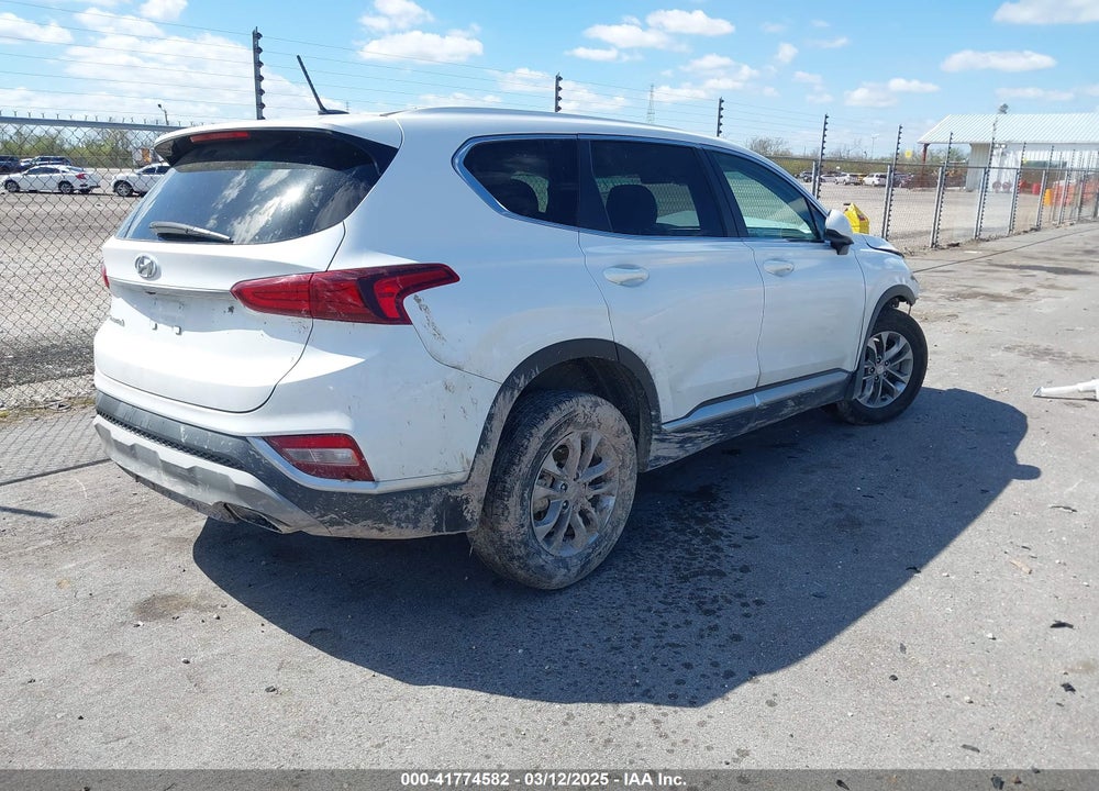 2019 HYUNDAI SANTA FE VIN: 5NMS23AD9KH001902