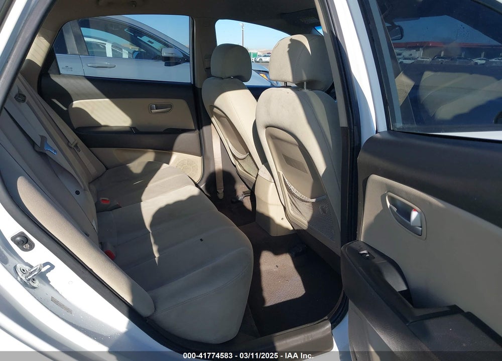 2009 HYUNDAI ELANTRA VIN: KMHDU46D79U679614