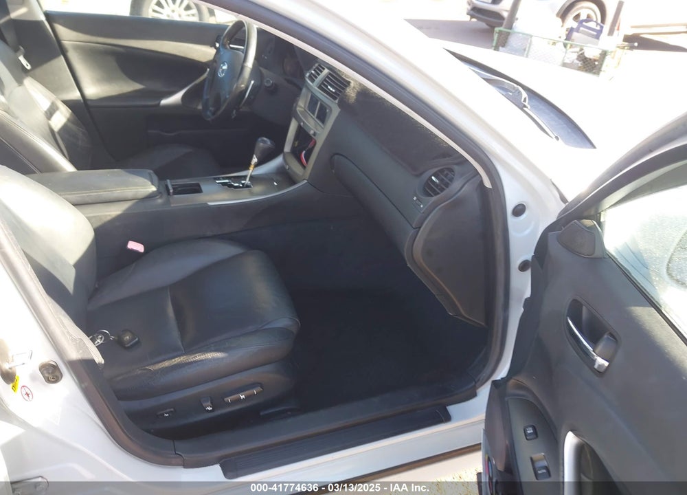 2006 LEXUS IS 250 VIN: JTHBK262262018888