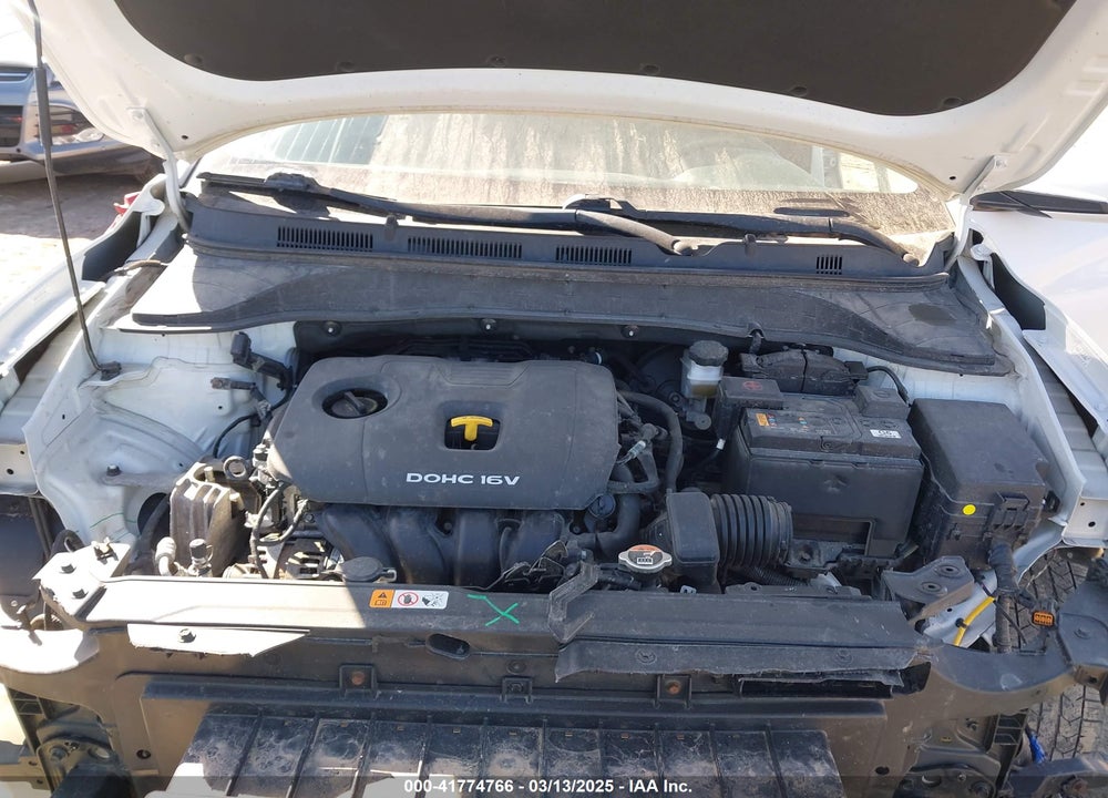 2019 HYUNDAI KONA SE VIN: KM8K12AA3KU318646
