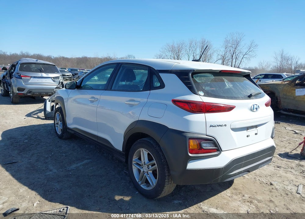2019 HYUNDAI KONA SE VIN: KM8K12AA3KU318646