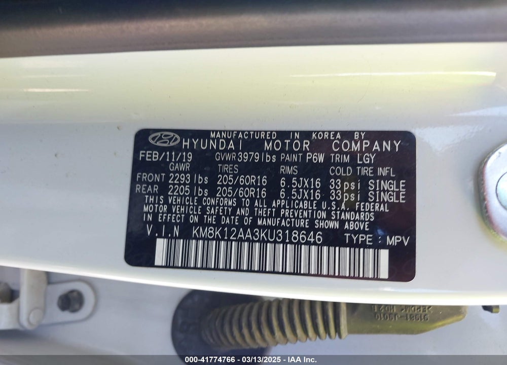 2019 HYUNDAI KONA SE VIN: KM8K12AA3KU318646