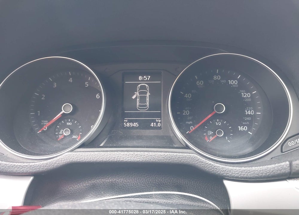 2017 VOLKSWAGEN PASSAT VIN: 1VWAT7A3XHC071775