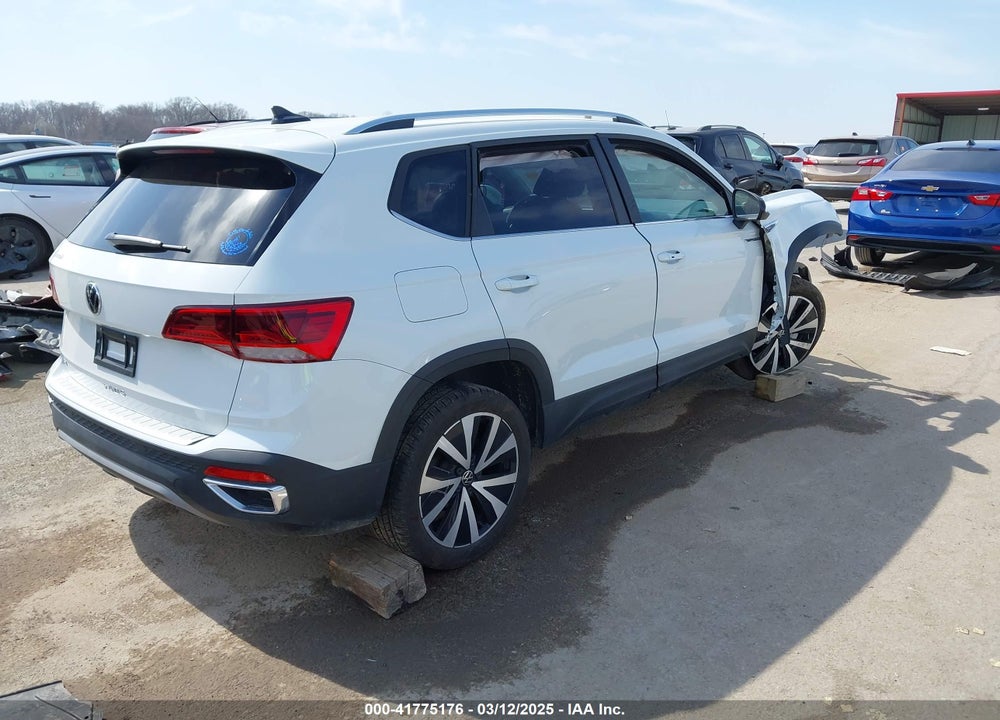 2024 VOLKSWAGEN TAOS VIN: 3VVSX7B25RM071752