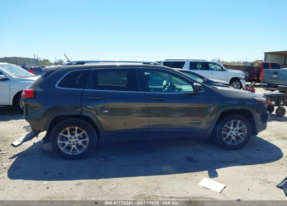 2015 JEEP CHEROKEE VIN: 1C4PJLCB7FW506084