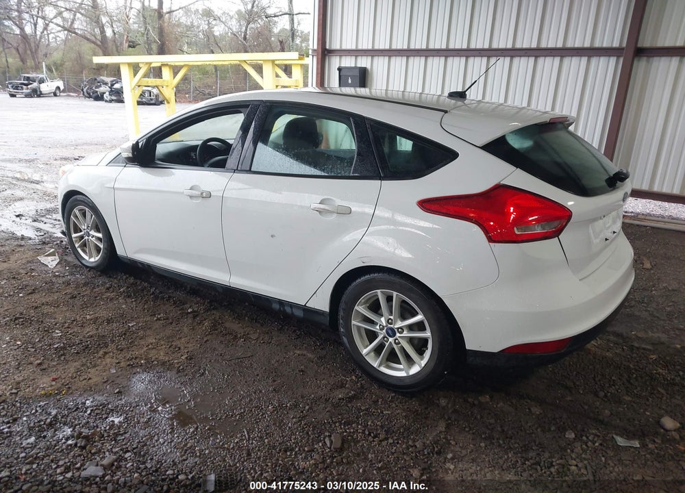 2016 FORD FOCUS VIN: 1FADP3K21GL318060