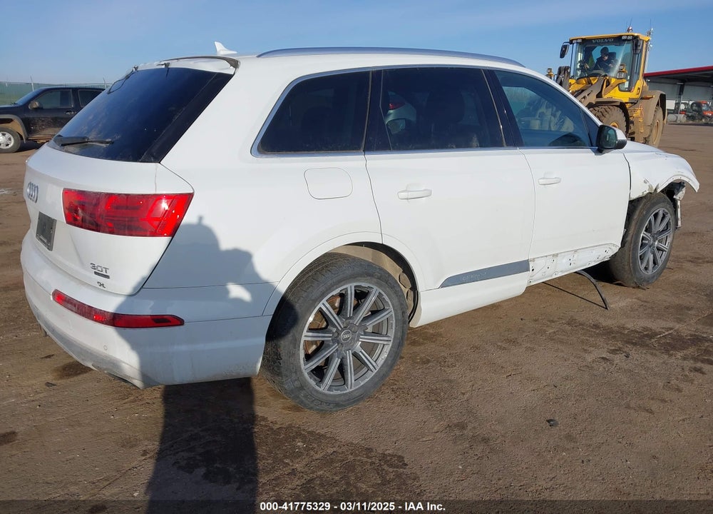 2017 AUDI Q7 VIN: WA1LAAF75HD016214