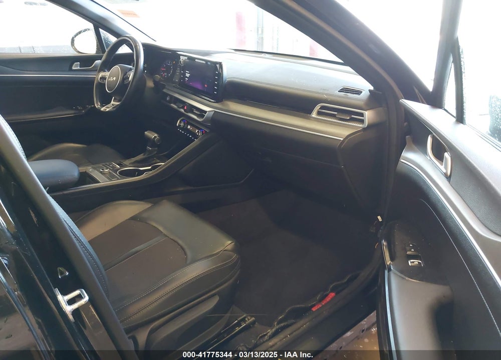 2022 KIA K5 VIN: 5XXG64J23NG166510