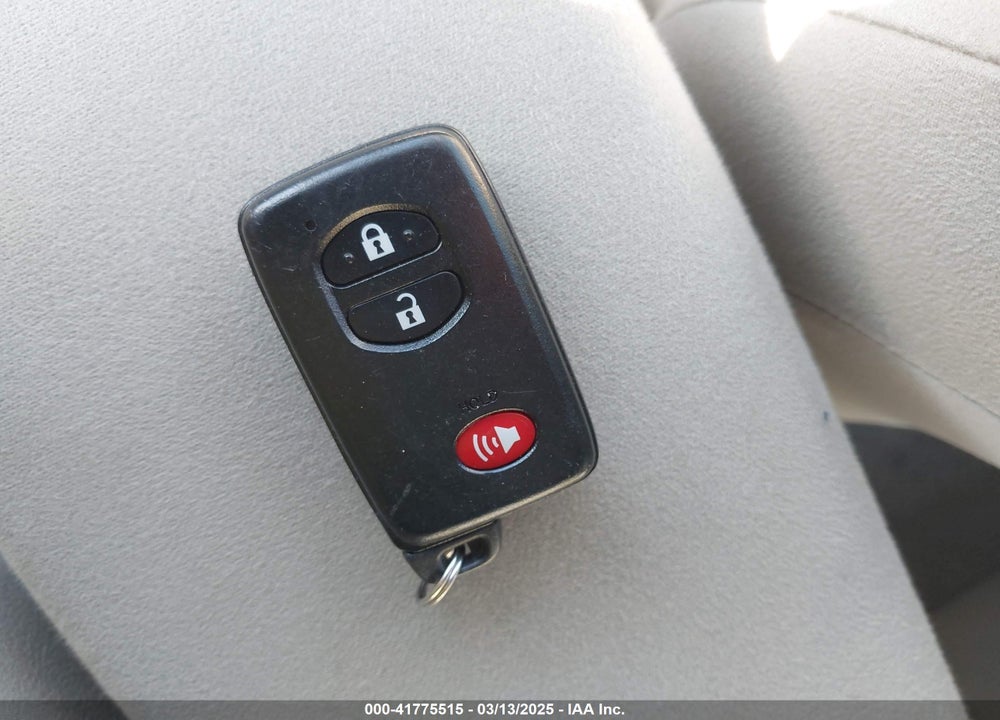 2010 TOYOTA PRIUS VIN: JTDKN3DU9A0196692