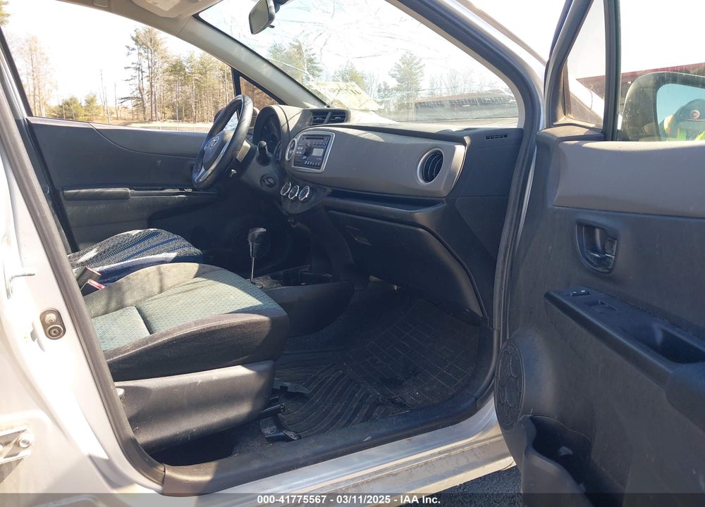 2013 TOYOTA YARIS VIN: JTDKTUD3XDD558030