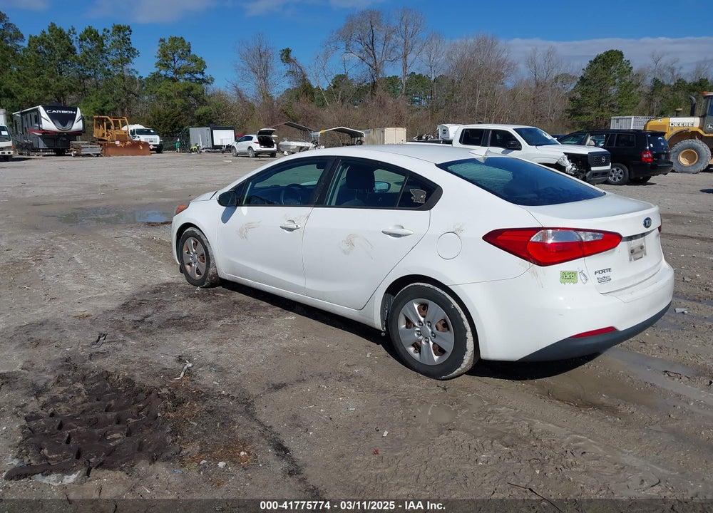 2016 KIA FORTE LX VIN: KNAFK4A65G5487785