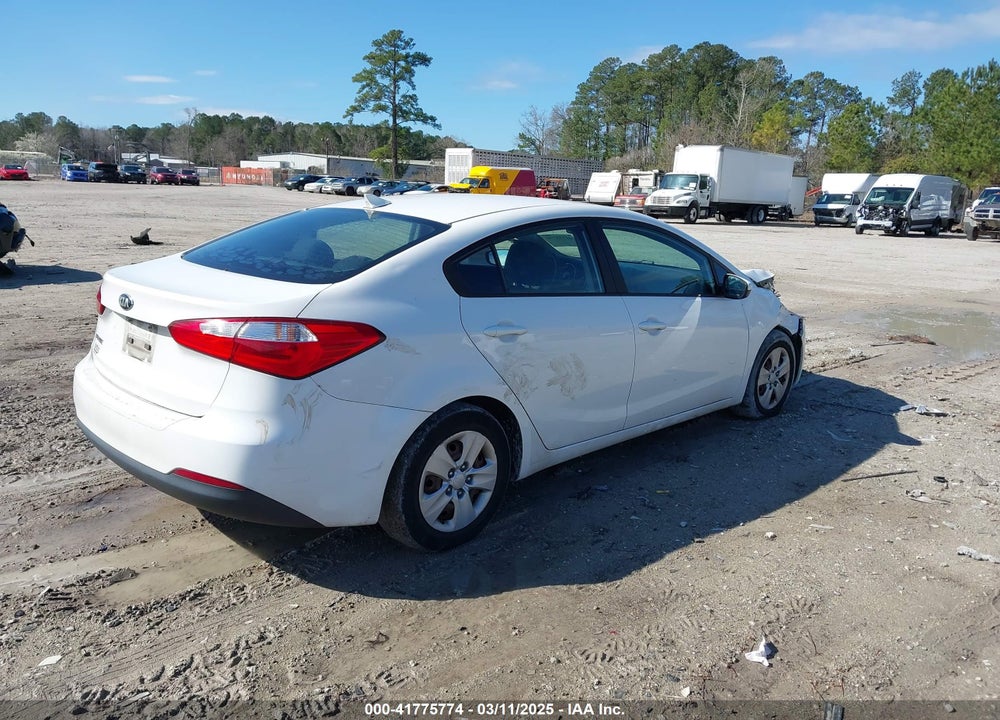 2016 KIA FORTE LX VIN: KNAFK4A65G5487785